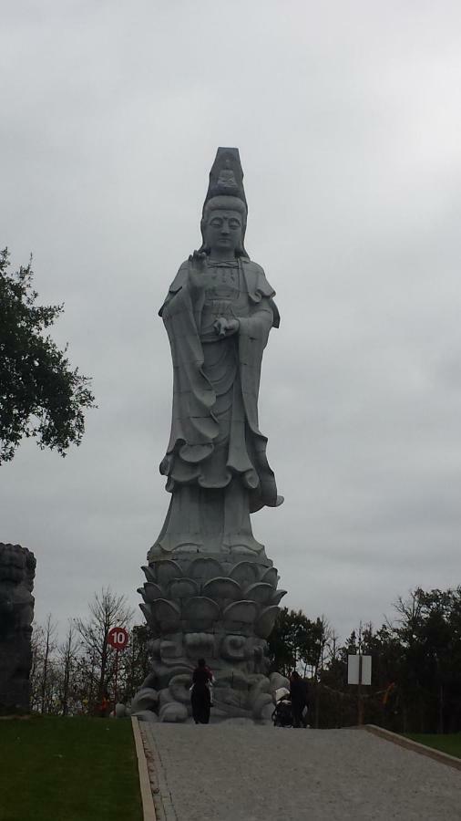 ליסבון Asian Everest House מראה חיצוני תמונה